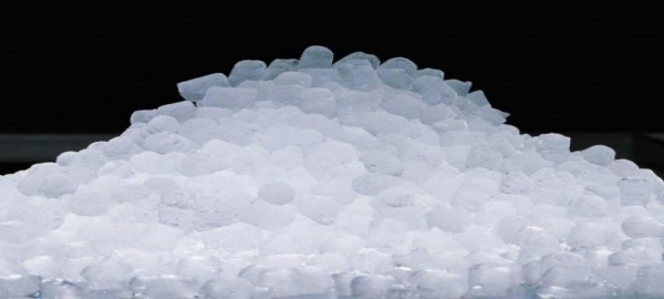Your guide to various ice sizes and suitable ice makers for it